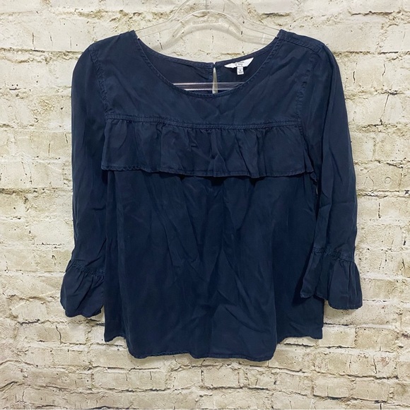 Crown & Ivy Blue Viscose Ruffle 3/4 Sleeve Top - Picture 1 of 5